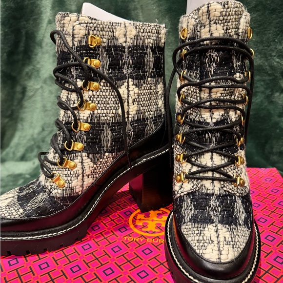 Tory Burch MILLER 90MM LUG SOLE BOOTIE - Picture 2 of 9